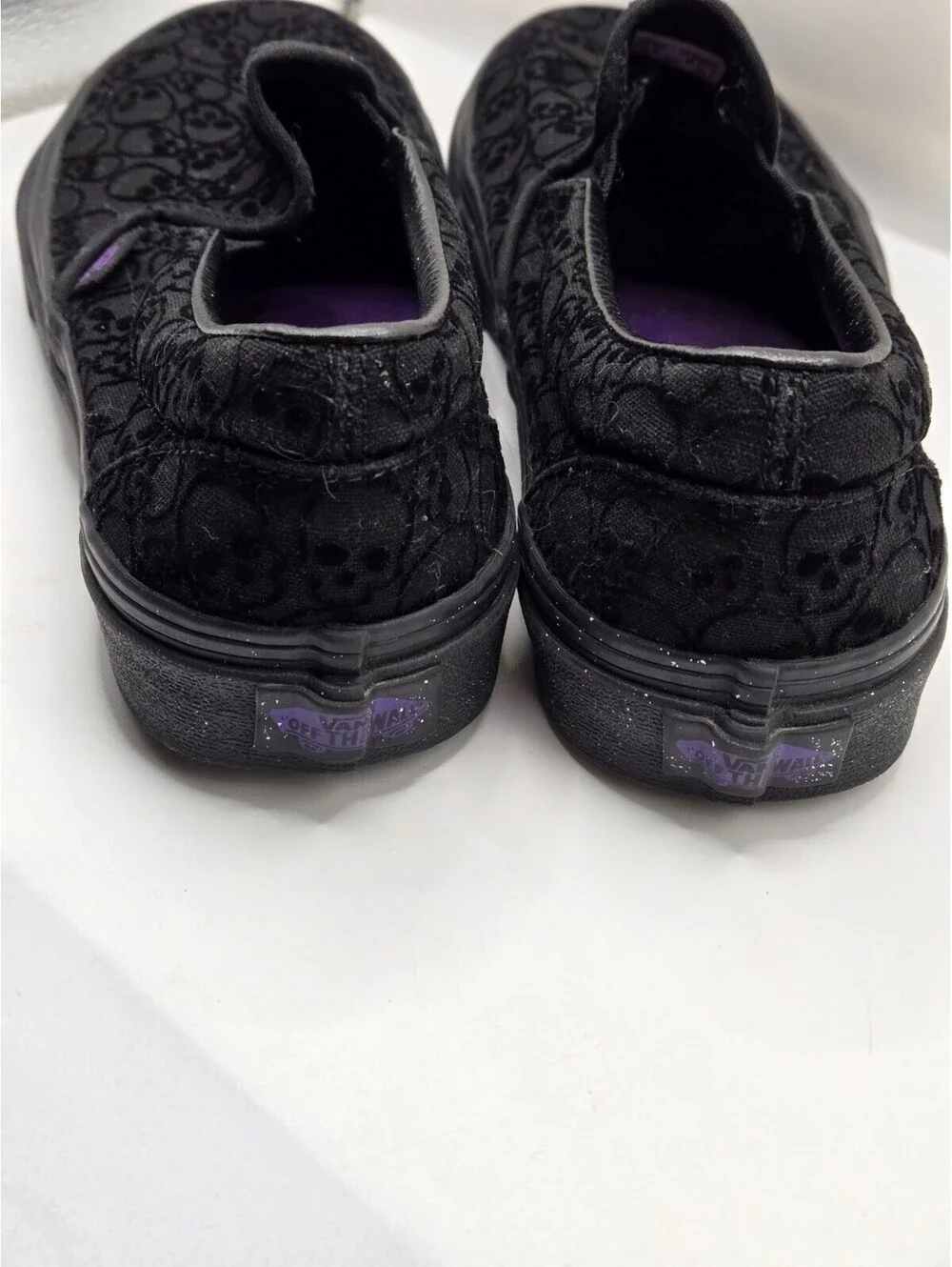 Vans Classic Slip On Flocked Skulls Black Velvet Purple Logo Men's Skate 6.5